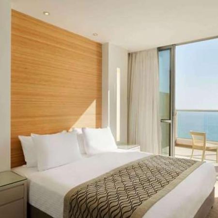 Neve David Hotel Нетания Экстерьер фото