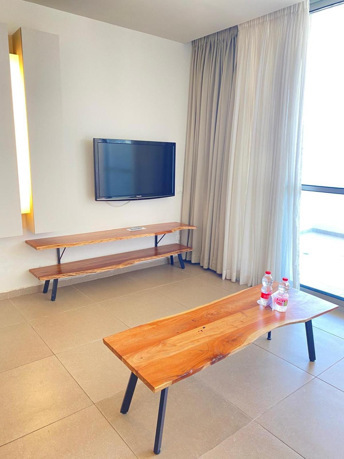 Neve David Hotel Нетания Экстерьер фото